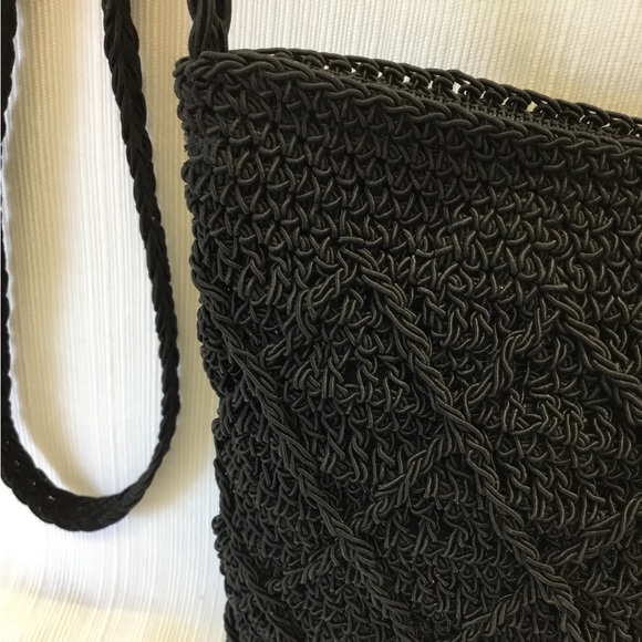 Kathie Lee Light Weight Black Shoulder Bag - Picture 5 of 10